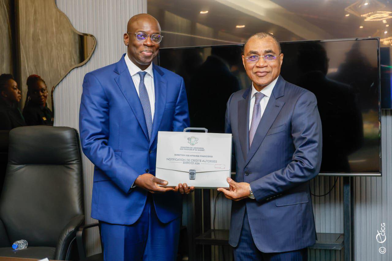 signature des Lettres d’Engagement sur la Performance MINISTRE/Responsables des Programmes
