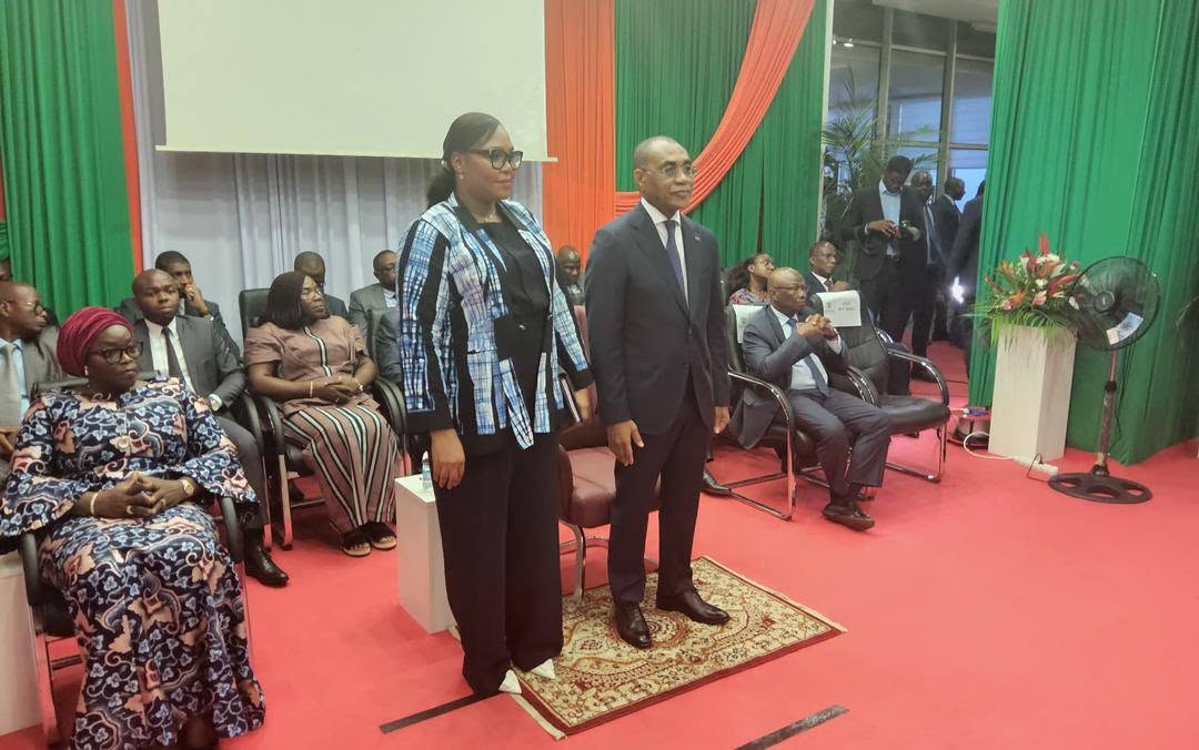 CEREMONIE OFFICIELLE DE PRESENTATION DE VOEUX AU MINISTRE ADAMA COULIBALY LA DAF PRESENTE