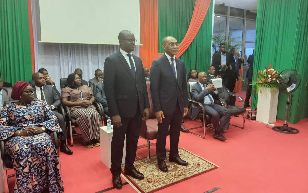 CEREMONIE OFFICIELLE DE PRESENTATION DE VOEUX AU MINISTRE ADAMA COULIBALY LA DAF PRESENTE